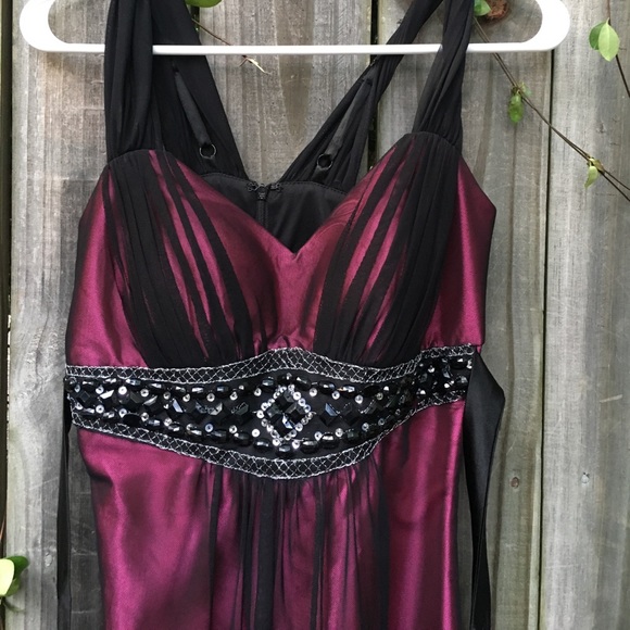 Prom Dress - Picture 2 of 3